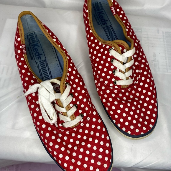 Red and white polka dot Keds sneakers - Picture 3 of 5